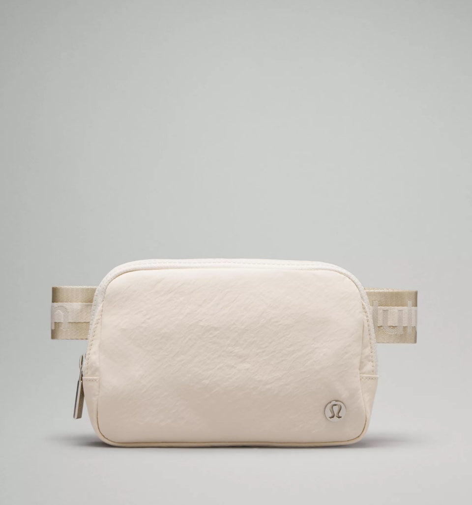 Everywhere Belt Bag 1L Wordmark Color