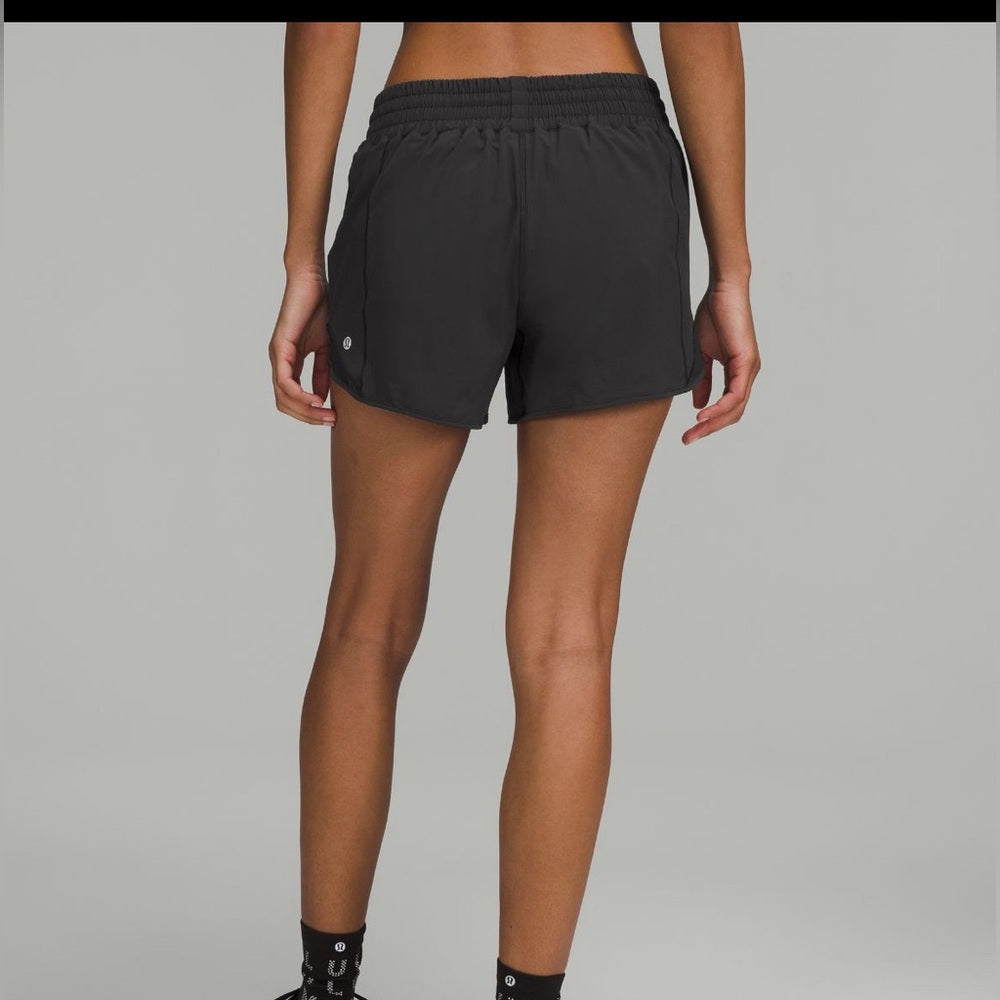 Hotty Hot High-Rise Lined Short 4"