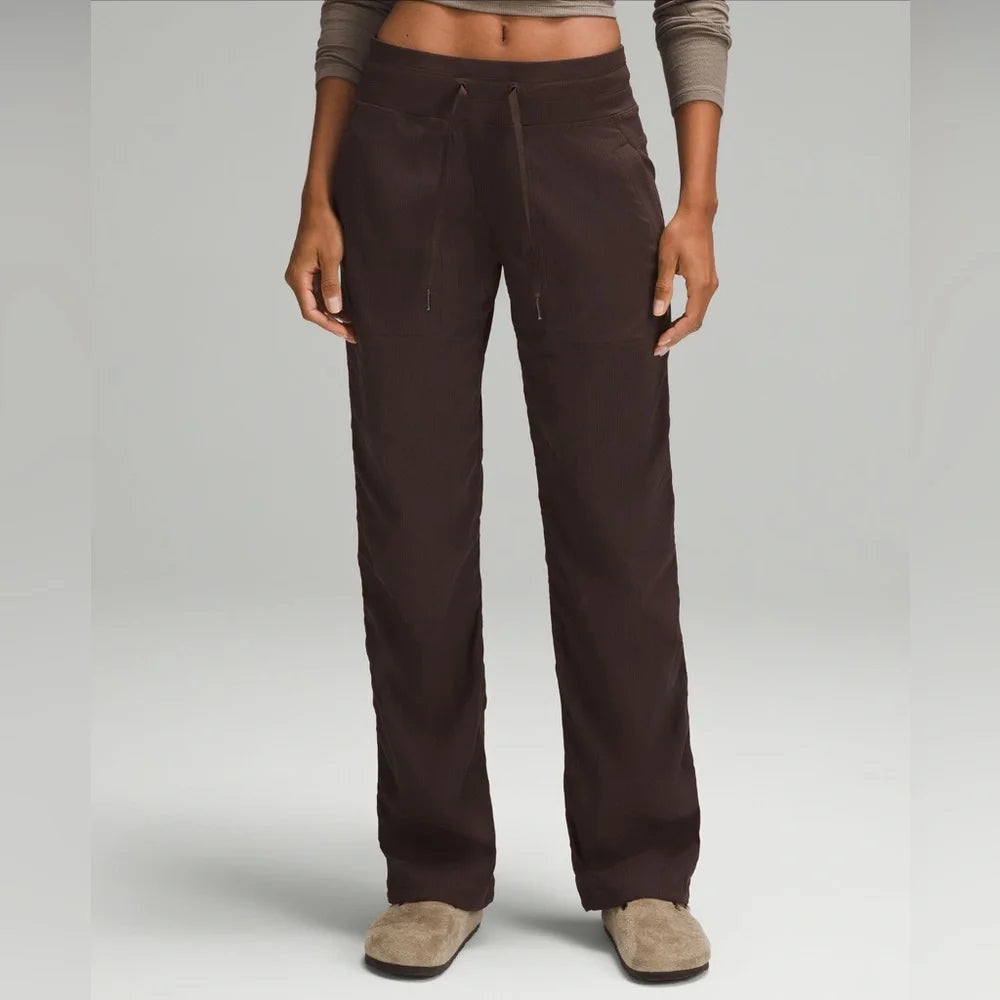 Dance Studio Mid-Rise Pant*Regular