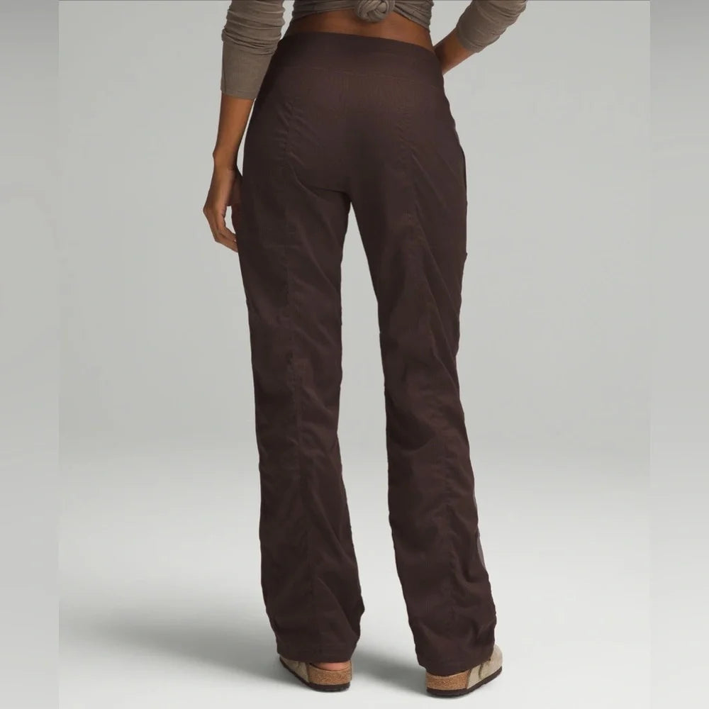 Dance Studio Mid-Rise Pant*Regular