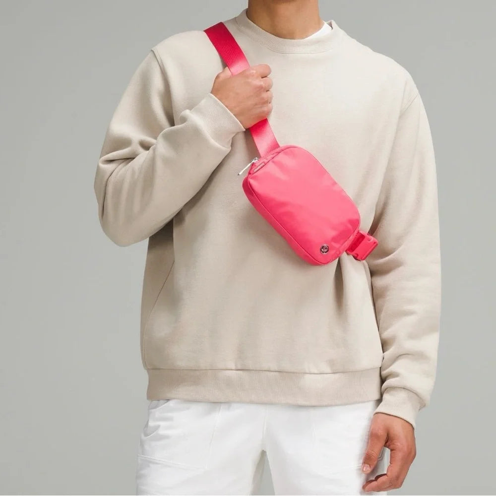 Everywhere Belt Bag 1L Color Cherry Mist