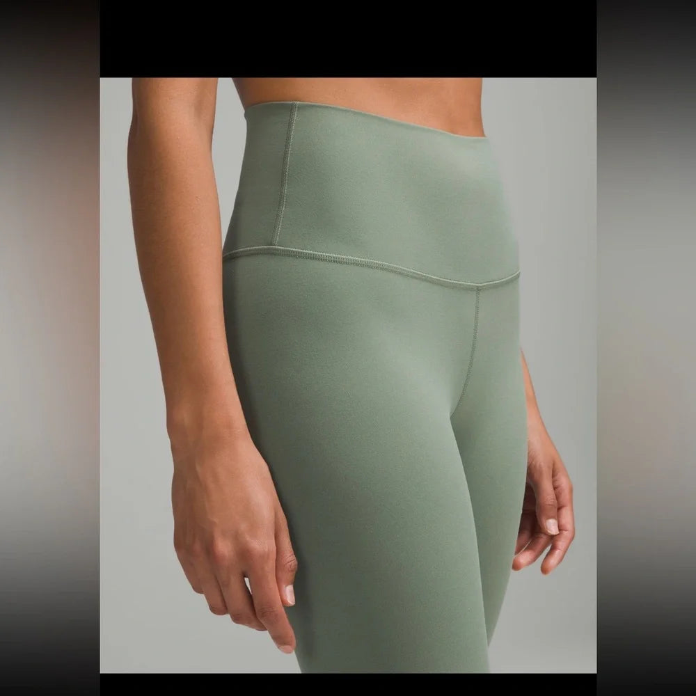 Align™ High-RiseCrop 23" leggings