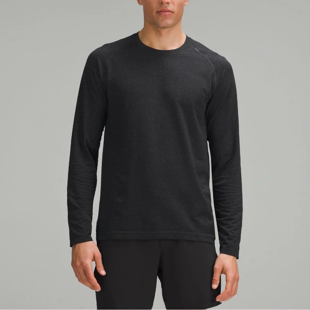 athletic Metal Vent Tech Long-Sleeve Shirt