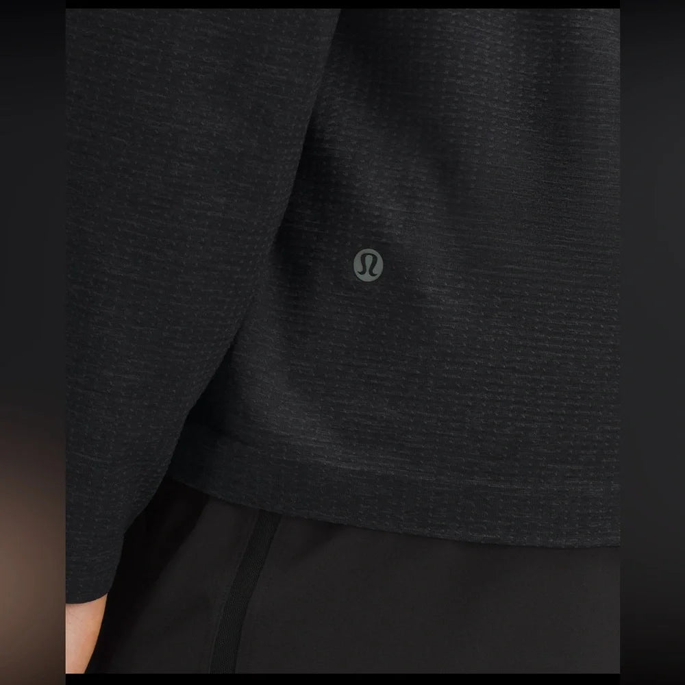 athletic Metal Vent Tech Long-Sleeve Shirt