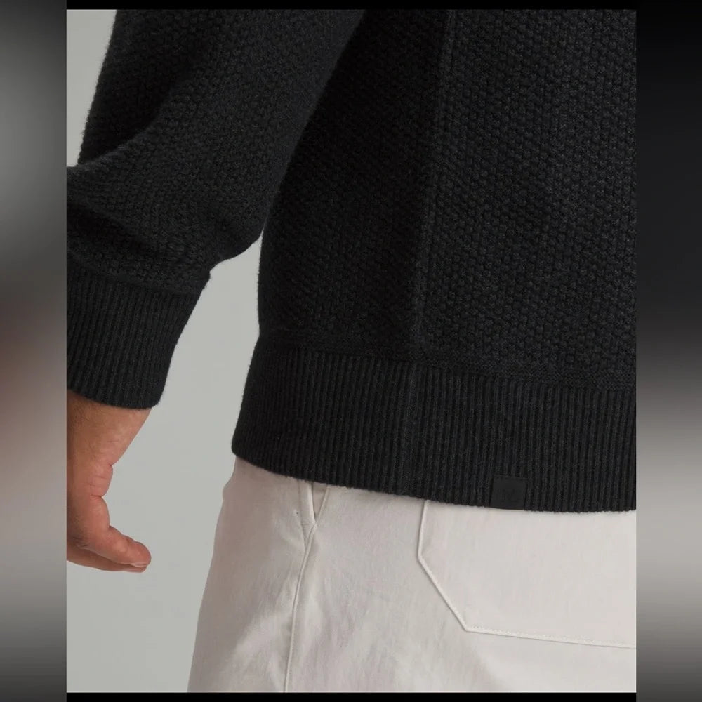Textured Knit Crewneck Sweater MEN