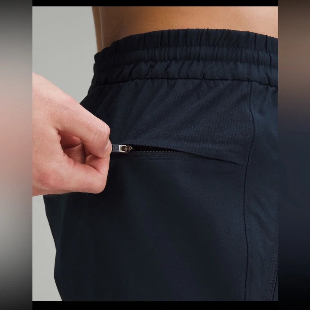 icense to Train Jogger Regular Men's Navy Blue