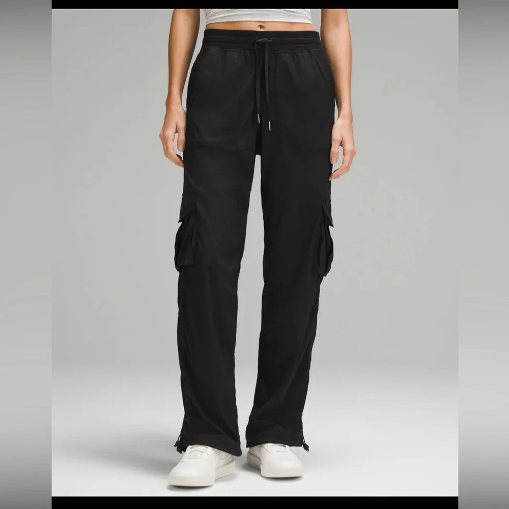 Dance Studio Relaxed-Fit Mid-Rise Cargo