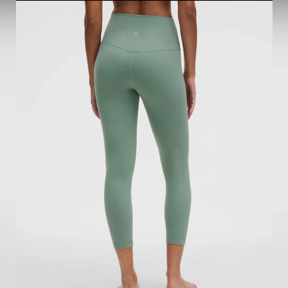 Align™ High-Rise Pant 25"Color crater blue