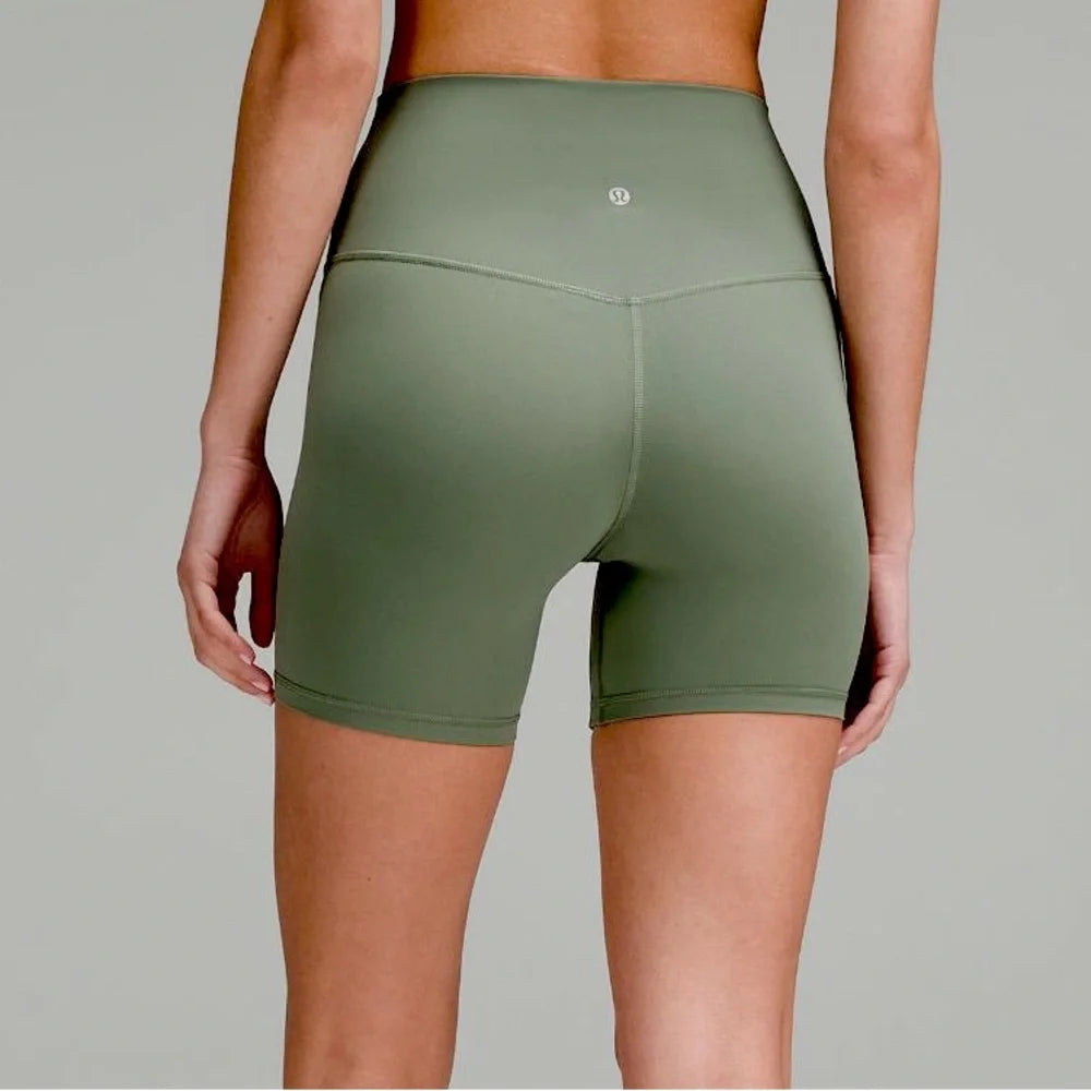 Align™ High-Rise Short 4"