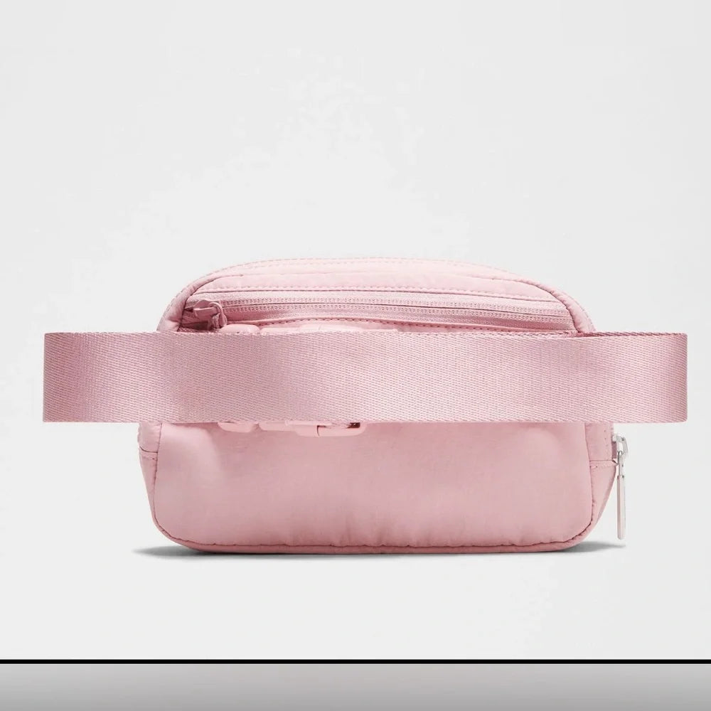 Everywhere belt bag