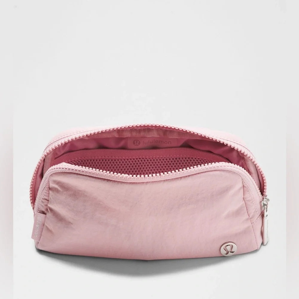 Everywhere belt bag